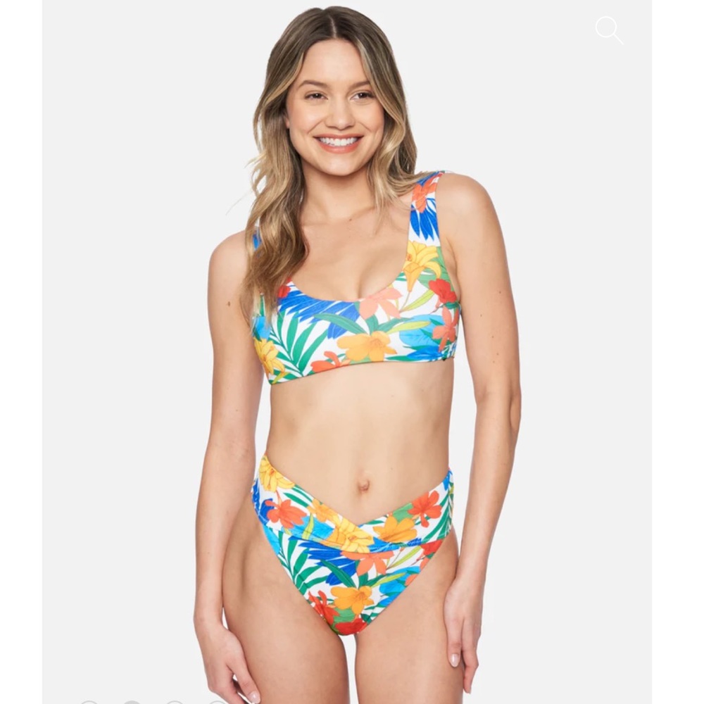 Hurley Beach Botanic Bikini Set 🌺 🏝️ - Picture 7 of 16